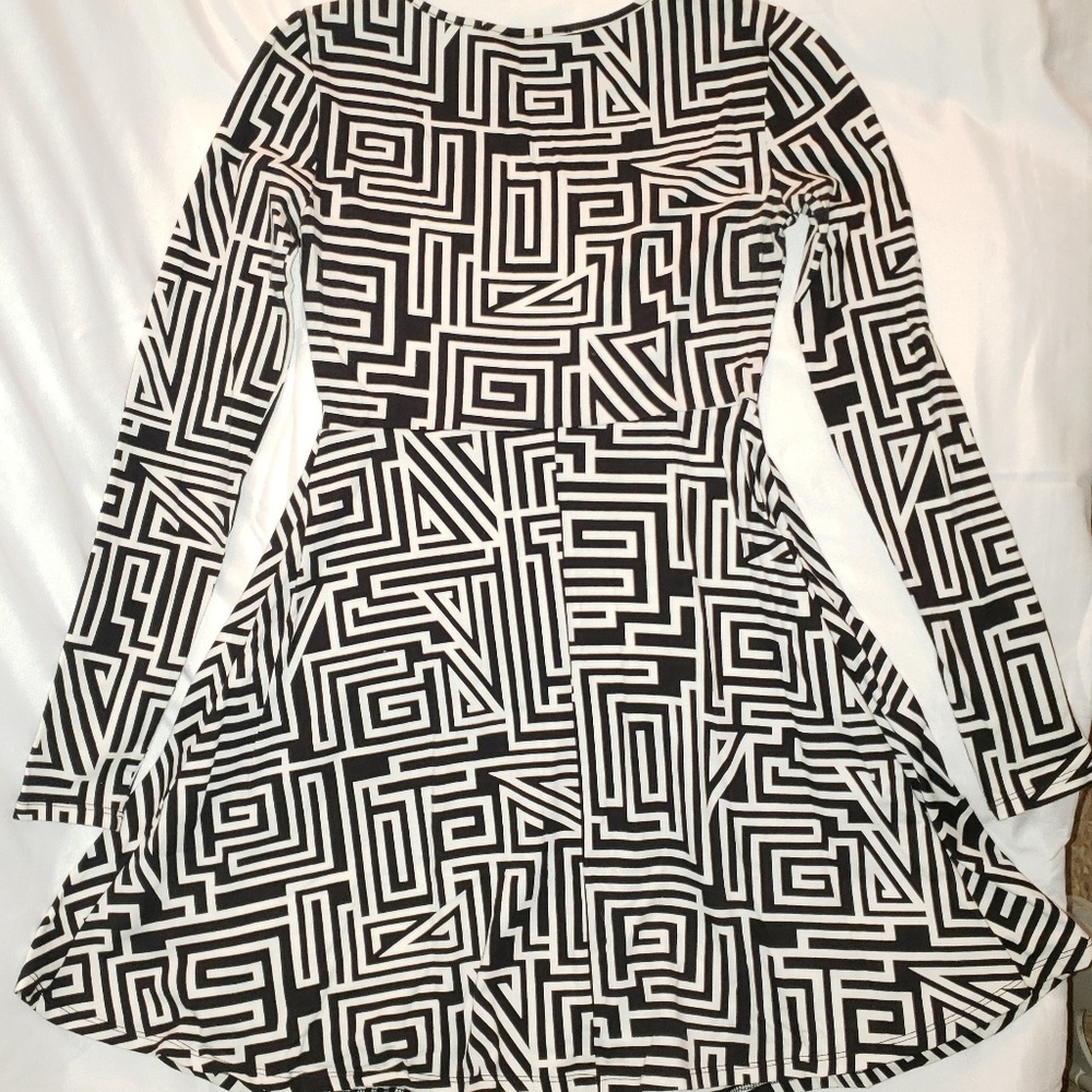 Mini Dress - Picture 3 of 4